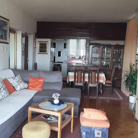 Apartment Gabi Апартаменты *