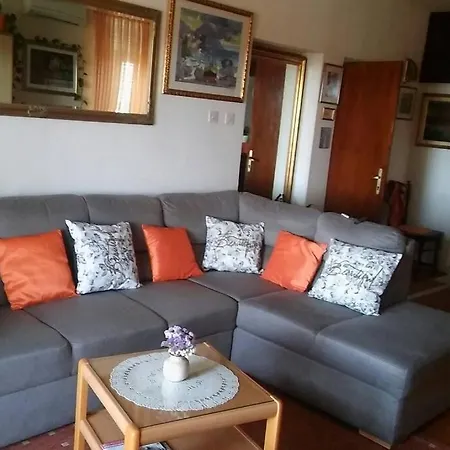 Apartment Gabi Апартаменты