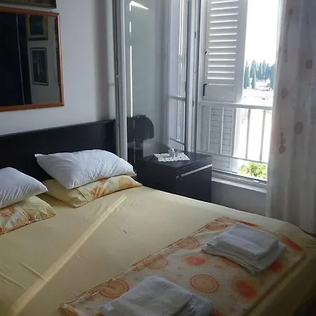 Apartment Gabi Appartement *